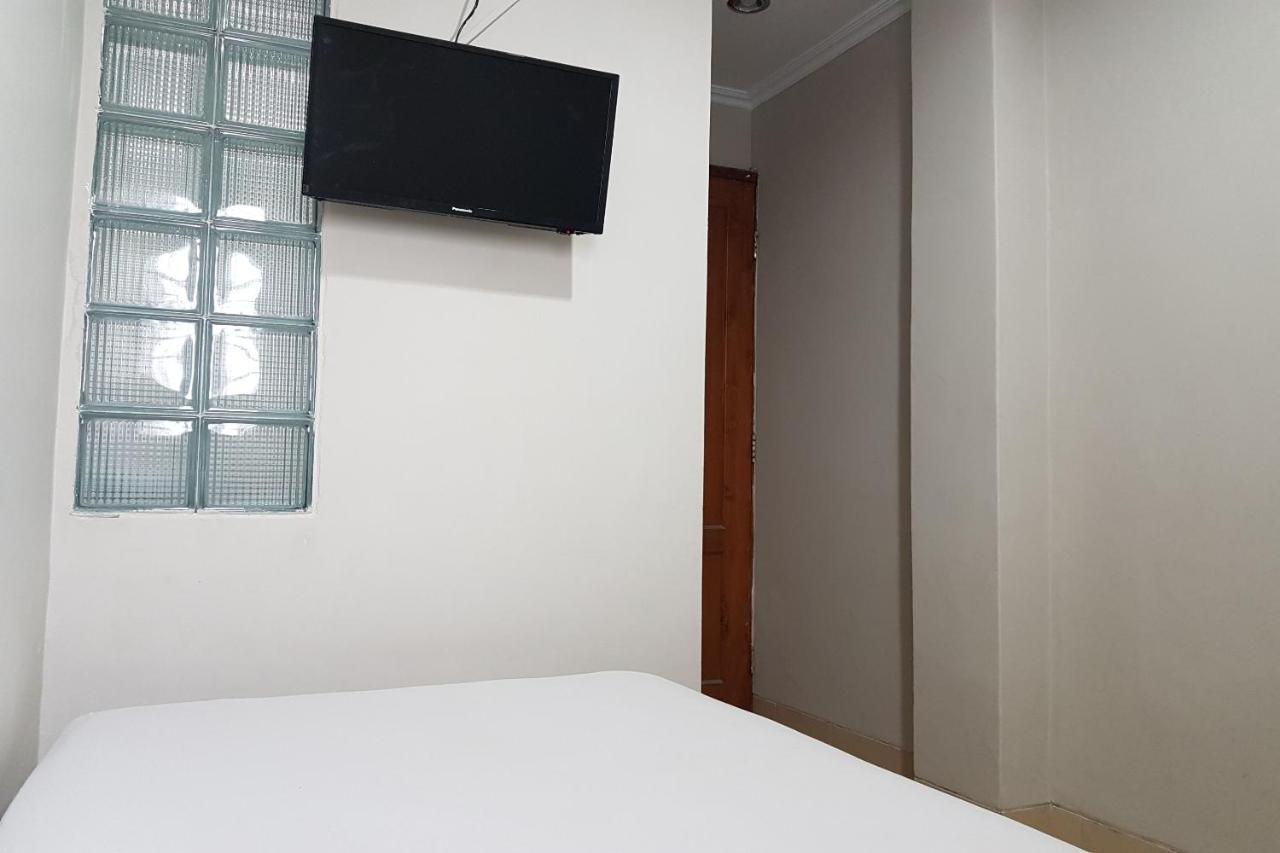 Oyo 3819 Hotel Winotosastro Yogyakarta Extérieur photo