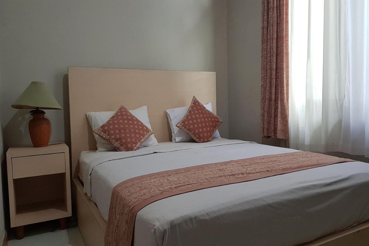 Oyo 3819 Hotel Winotosastro Yogyakarta Extérieur photo